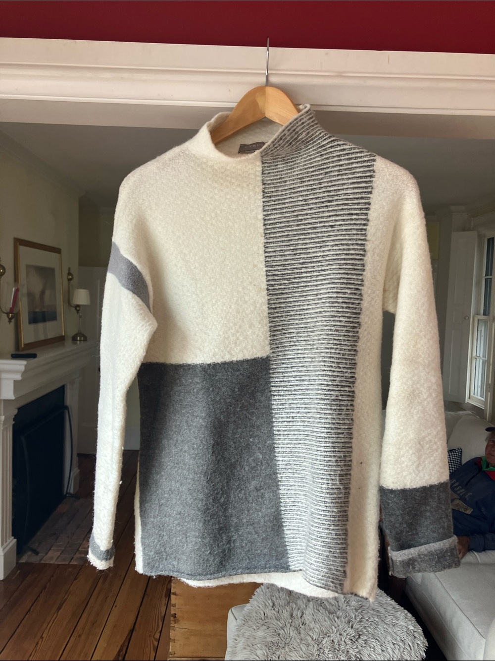 Cyrus Cream and Gray Textured Colorblock Turtleneck Sweater